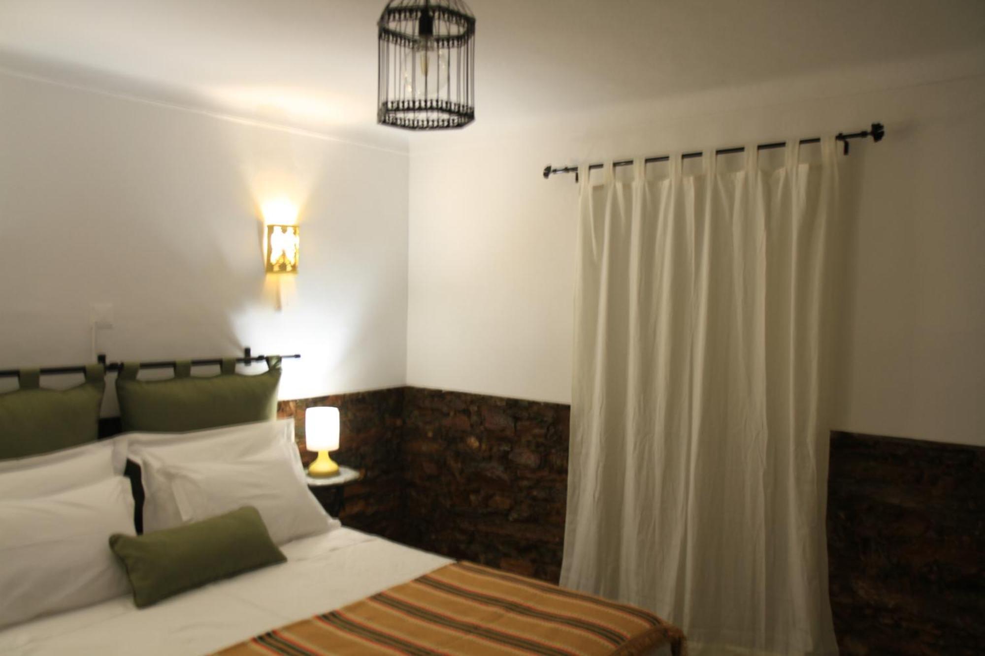 Casa Dos Avos Villa Монсарас Екстериор снимка
